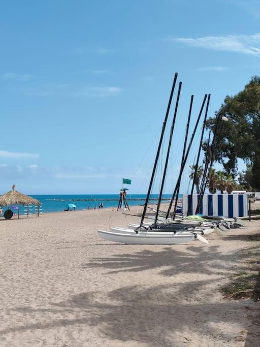 Apartamentos Cumbremar En Benicassim Bagian luar foto